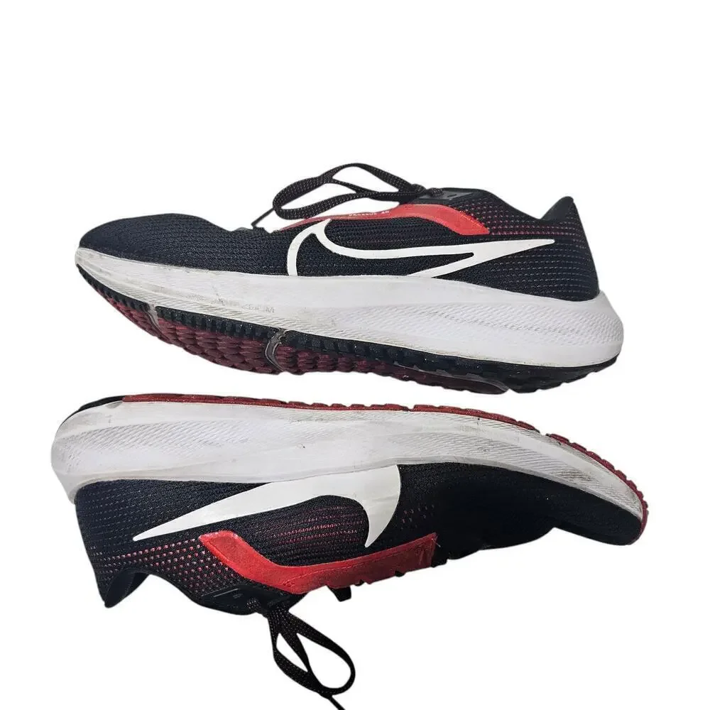 NIKE Air Zoom Pegasus 40 in Black and Crimson Red Men's Size 9
